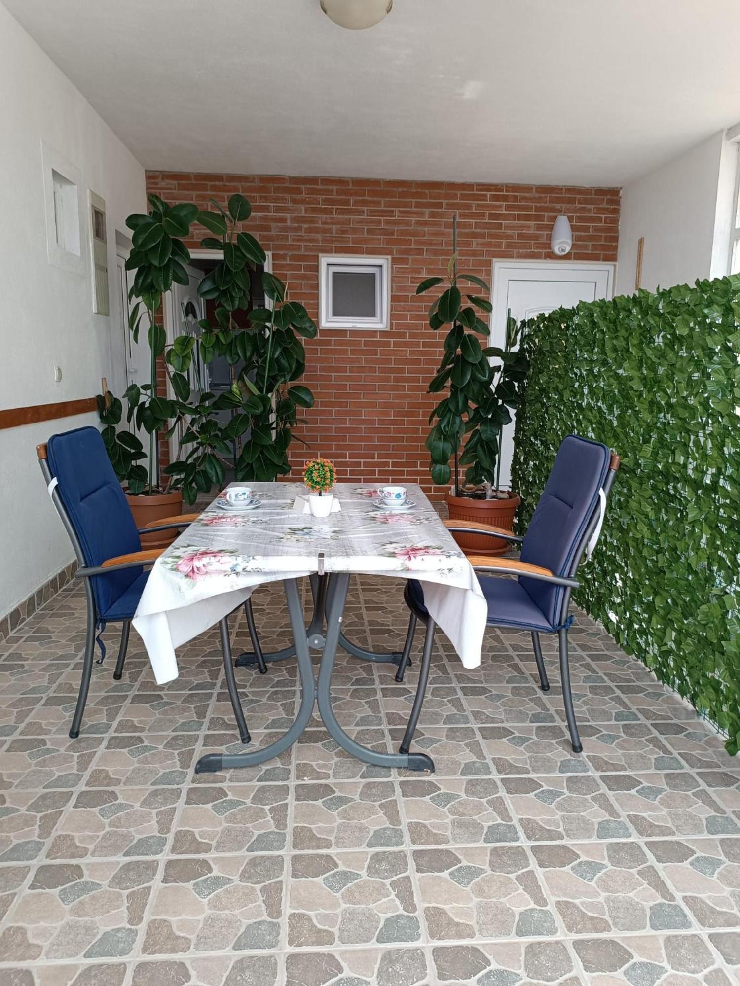 Apartments Turic 图彻皮 外观 照片